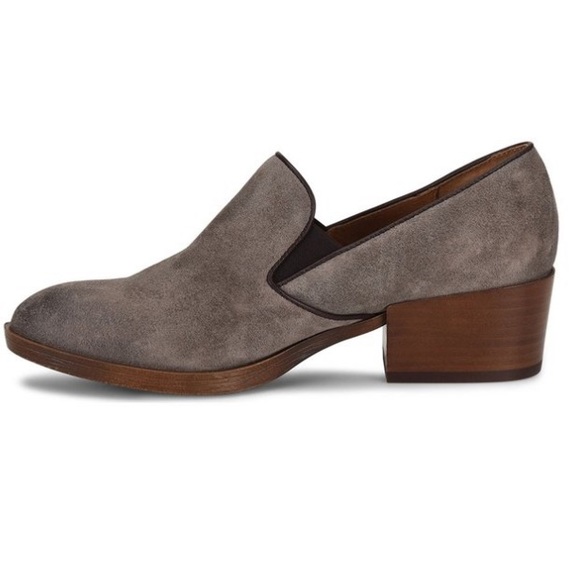 Grey Velina Suede Pump, 8.5M - Picture 3 of 5
